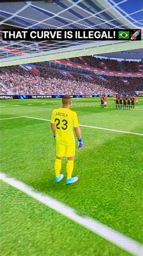 Roberto Carlos just BROKE the game!🔥 #shorts #efootball #gaming #pesmobile #soccer #mandy_efootball