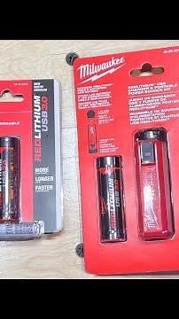 Milwaukee REDLITHIUM USB Charger and Portable Power Source Kit and REDLITHIUM USB 3.0 AH Battery