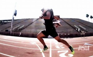 Crean una mochila-propulsora que permite correr más rápido