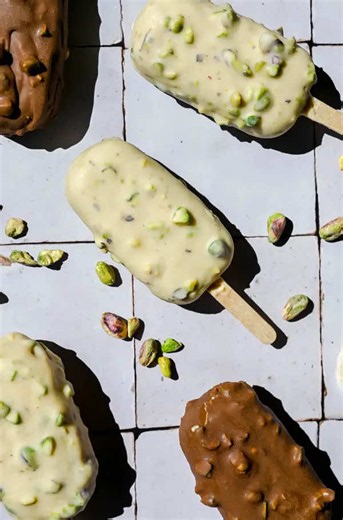 Magnums véganes pistache et chocolat blanc – recette sans sorbetière