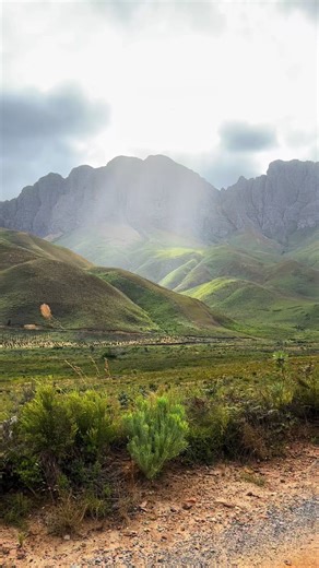 Morning hikes are the best, honestly 🫶🏽❤️