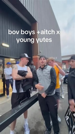 Bovboys Group Chat: Boys' Banter and Jokes