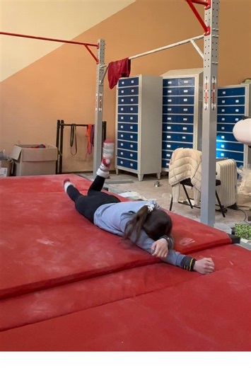 Mastering the Shrimp Flip in Calisthenics