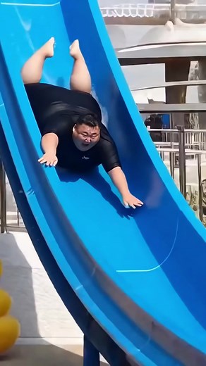 200kg 거구 워터슬라이드 체험!