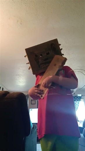 toy Bonnie suit with guitar and spring lock