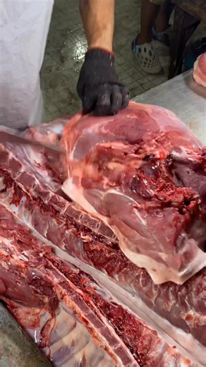 151K views · 681 reactions | Pork Ham #freshcut #meatshop #butcher #Master #manual | Divine mixed vlogs | Facebook