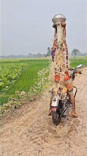 the helmet fell off and the water gushed out?