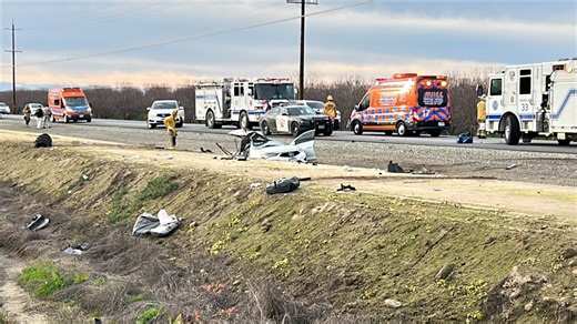 CHP investigating head-on crash along Hwy 46 east of Wasco