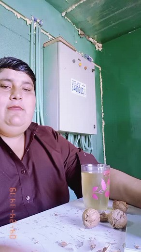 How to Peel Walnuts Easily at Home