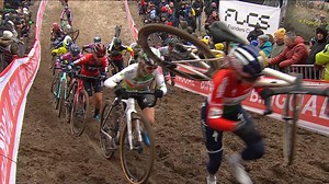 🎥 Watch the Women Elite highlights from Round 12 in Zonhoven, Belgium 🇧🇪 👉 UCI Cyclo-cross World Cup #CXWorldCup | UCI Cyclo-cross