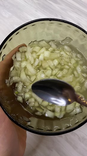 Chopped Onion Preparation: A Simple Cooking Guide