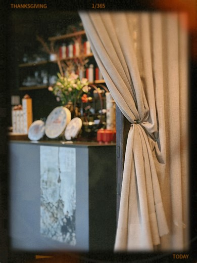 我们走到今天， 并不都是因为能力， 很多时候， 只是被生活放过了。 所以， 平安，从来不是小事。 这些年， 世界很快， 人心很急。 但真正重要的， 从来不是跑在前面， 而是——没有倒下。 今晚， 如果你身边有人， 请珍惜这种安静； 如果你在远方， 请相信， 牵挂一直在…… 孙先红分享🎄