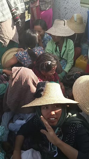 Myo Hlaing Win သည် TikTok ပေါ်တွင် ရှိသည်