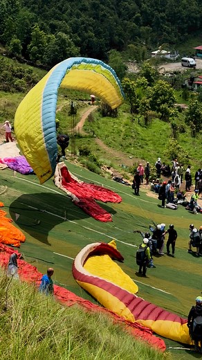 257K views · 6.3K reactions | टेकअफ मा थोरै ध्यान दिनु पर्छ है #paraglidinginpokhara ☎️9846212425 | Open Sky Paragliding | Facebook