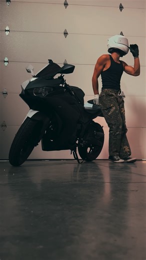 Rhythm Rider on Instagram: "It’s sweater weather just not in this 1000 degree garage #bikelife #singer #ride #biker #motorcyclesofinstagram #instamoto #singing #music #vocals #musician #cover #instamusic #singersongwriter #motorcycle #moto #utah #yamahalife"