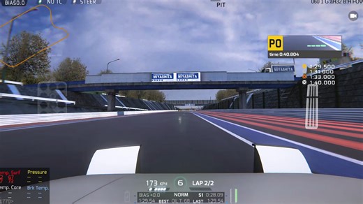 最新拟真赛车手游 project racer已上线，初尝试一分27秒完成金牌圈速!