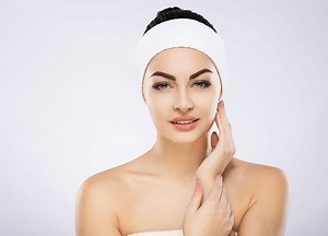 A New Approach To Tackling Body Acne And Spots For Clearer Skin