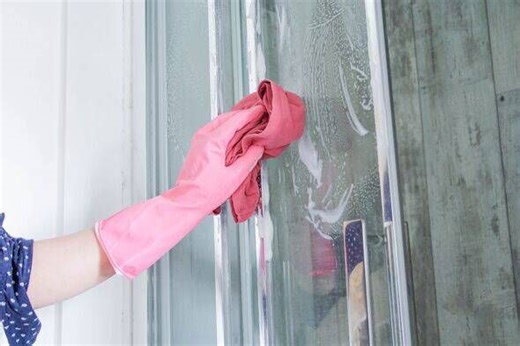Cleaners swear by this simple method to fight shower screen limescale build-up