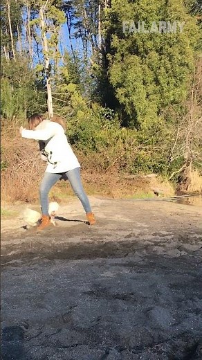 Small dogs make fast fails 🐶😅