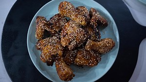 Sesame baked chicken: Get Sunny Anderson’s easy recipe