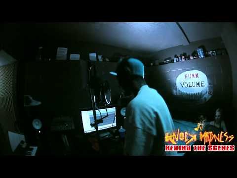 Hopsin in the Basement