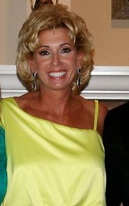 Rich Men, Single Women [1990 TV Movie] | recent dvd releases