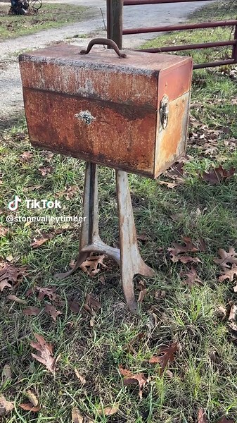 Rat Rod Mail Box