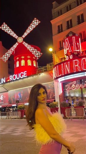 The famous Moulin Rouge in Paris France 🇫🇷