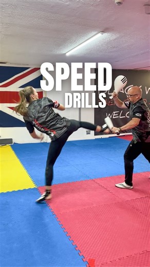 It’s always a pleasure visiting my old Taekwondo club 🥋 🇬🇧 If there’s anyone in Brisbane, Australia, that can hold pads please give me a wave 👋🏽 in the comments or share this with someone who can 🙏🏽 I miss speed drills 🥹 | Courtney Eardley