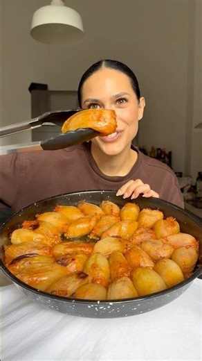 Turkish stuffed onions 😍 so juicy & spicy