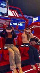 🎮✨ La Tête Dans Les Nuages a officiellement débarqué à L’Avenue83 ! Arcades rétro, jeux XXL, simulateurs, défis entre amis… c’est LE nouveau spot fun du centre. On vous prévient : impossible de repartir sans dire “ok… encore une partie”. 📍 Ouvert dès maintenant à L’Avenue83 👉 Viens tester, crier, rire, buzzer, jouer… et recommencer. | L'Avenue 83