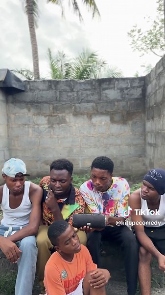 Heartfelt Comedy Tribute to Mums