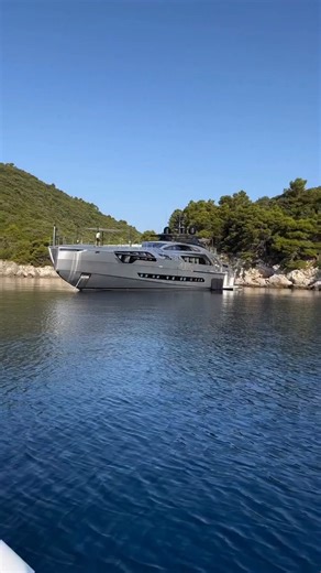 PERSHING 140 — The Flagship of Pure Adrenaline. ⚡️ At 142′ (43.3m), the Pershing 140 is the ultimate statement of power, speed, and Italian engineering excellence. As Pershing’s first all-aluminum superyacht — and the first to debut a raised helm connected directly to the sundeck — she represents a breakthrough in both design and experience. Her profile is unmistakably Pershing: razor-sharp lines, sculpted aggression, and a silhouette built for breathtaking velocity. The fully opening three-side