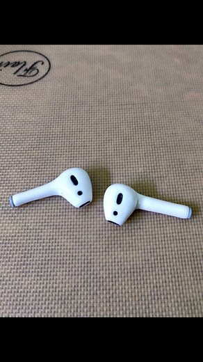 21K views · 47 reactions | How to make apple wireless earbuds with fondant / fondant apple ear buds / cake topper . . . Hi this is handmade apple wireless earbuds tutorial . . . #fondant #fondantappleearbuds #fondantdoll #fondantfigurine #caketopper #cake #cake #cakeart #cakeartist #cakedesign #cakedecorating #fondantanimal #birthdaycake #weddingcake #fondantflower #modellingchocolate #gumpaste | Antony Bidesh | Facebook