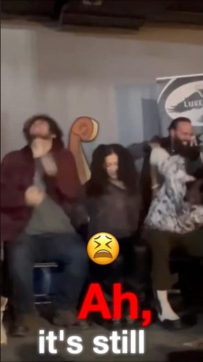 Stage hypnosis itching powder prank 🕵️‍♂️ #funnyvideo #viral #hypnosis