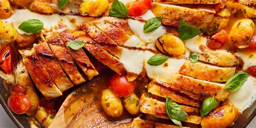 Can't Decide Between Chicken Or Pasta? These 21 Dinner Recipes Are For You