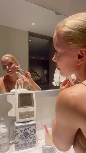 What is microcurrent? 🤔 ⚡️Microcurrent is a low-level electrical current that mimics the body’s natural current. 🔌The electrical current is applied to the skin with a small handheld device that delivers a series of gentle impulses to the facial muscles, helping to lift, firm, and tighten the skin.💆‍♀️ Microcurrent devices such as the Myolift Mini, which uses a 2-probe system, help to stretch out those horizontal lines with a form on the neck and #decolletae as we age. 🌟 Benefits of Microcurr