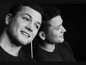 Taron Egerton - I'm Still Standing (SING 2016 Soundtrack) Tous en Scène