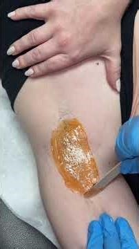 Underarm wax with @ezeecosmetics award winning wax Turmerika 😍🔥🏆 #wax #contest #giveaway #waxtok