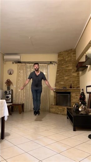 Trying 2 double under. Jump rope training