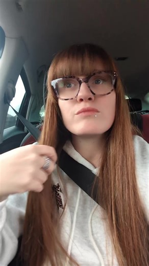 Beckii♡ (@beckiicollins)’s videos with original sound - Elizabeth Banks