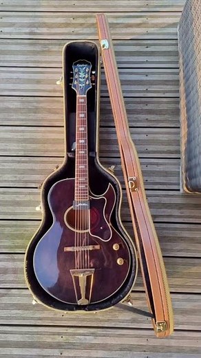 Epiphone Howard Roberts Custom 1995