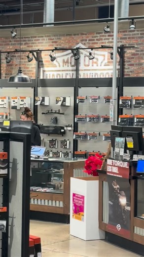 We had our first SOS Community Ride this weekend and it was a great success 100 miles of awesome trails, beautiful views and great vibe. We started our ride at @sandiegoharleydavidson with great coffee and donuts treatment, then we rode to Ramona where we met the second half of the group. The fun begins with Black Canyon Road, Mesa Verde, Eagle Peak Rd, then Bolder Creek Rd all the way to Descanso. The ride finished with the best BBQ of San Diego at Grand Ole BBQ in Alpine. 17 bikes made the ina