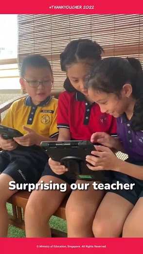 Some students from Meridian Primary ambushed Mdm Vasanthi… with a Teachers’ Day surprise! 😜 It’s never too late to show your ’cher how much you appreciate them. Tell them why at ThankYouCher.edu.sg! #ThankYouCher#ThankYouSchoolHeroes #tiktoksg #sgtiktok #sgstudents #sgteachers #sgschools #didyouknow #sgfyp #TeachersDay