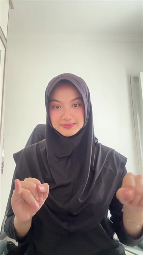 day 1 belajar bahasa isyarat sorry masih banyak yg kelewat 😺 learn from: @zayn #bahasaisyarat #signlanguage