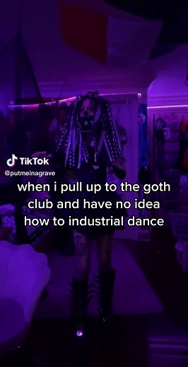 Industrial Goth Dancing at the Goth Con