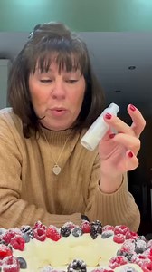 211K views · 10K reactions | Christmas meringue wreath  Give this simple but stunning dessert a go, all you needs is fruit, double cream, merengues, icing sugar & 5 minutes to put it together  #northernnic #festivecooking #aldi #carlisle #christmasiscoming #Christmas #merengue #christmaswreath | Northern Nic’s Back Kitchen | Facebook