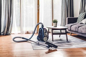 10 Vacuuming Mistakes That Might Actually Be Making Your Floors Dirtier