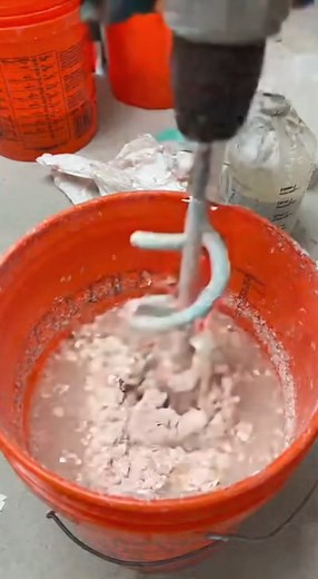 Perfect Compound Mix Technique! 💪✨ #MixingCompoundRetry | Renovation Skill