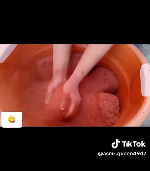 ASMR QUEEN on TikTok